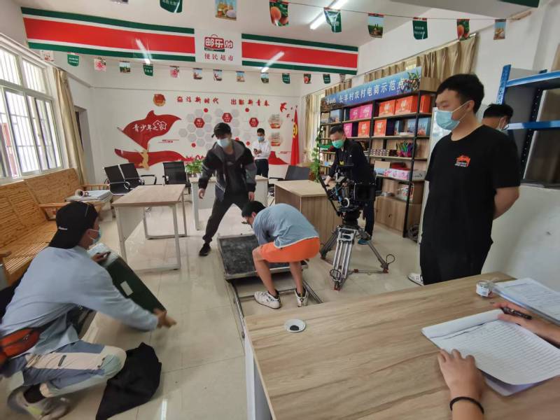 追星女孩心理学分析报告：菏泽广告片拍摄公司揭秘饭圈应援式传播逻辑